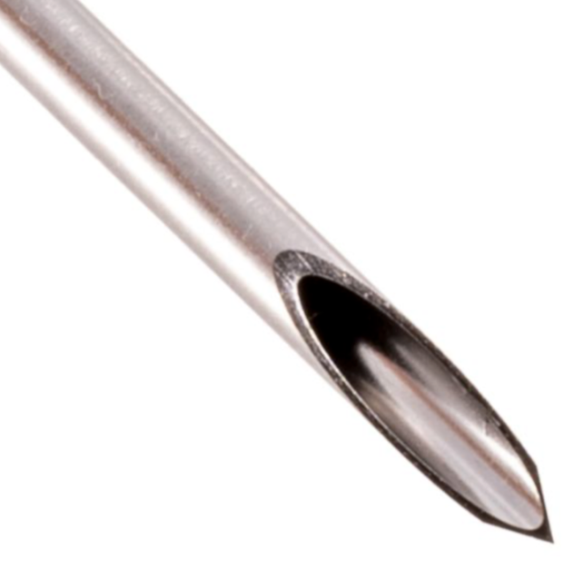 close up of the NAR enhanced ARS scalpel needle.